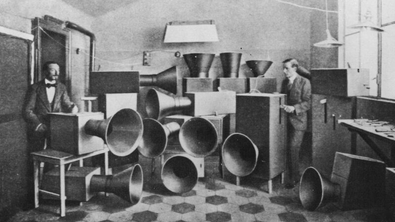 Luigi Russolo, Ugo Piatti and the Intonarumori scale comparison