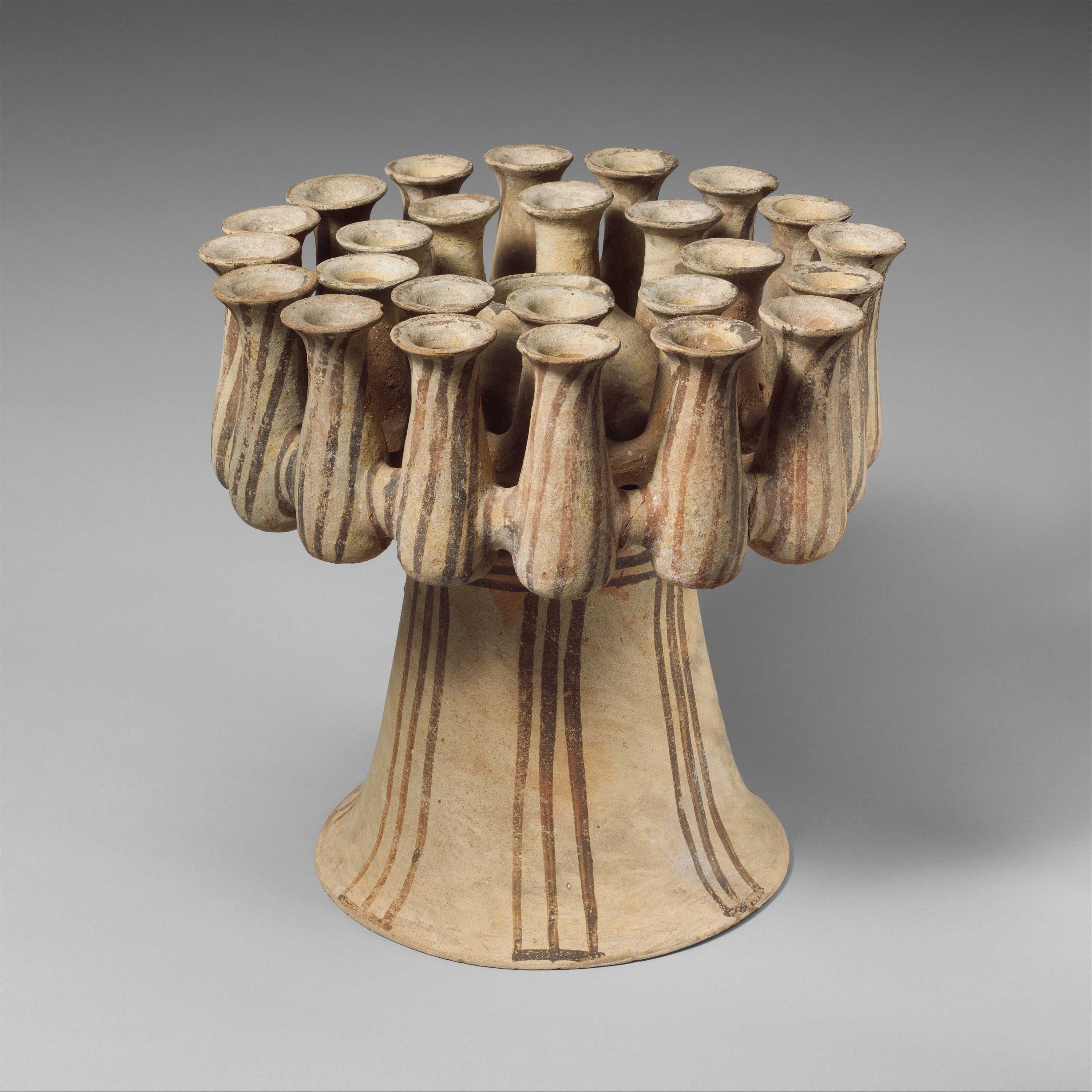 Cycladic Kernos — Vase for Offerings, zoomed in