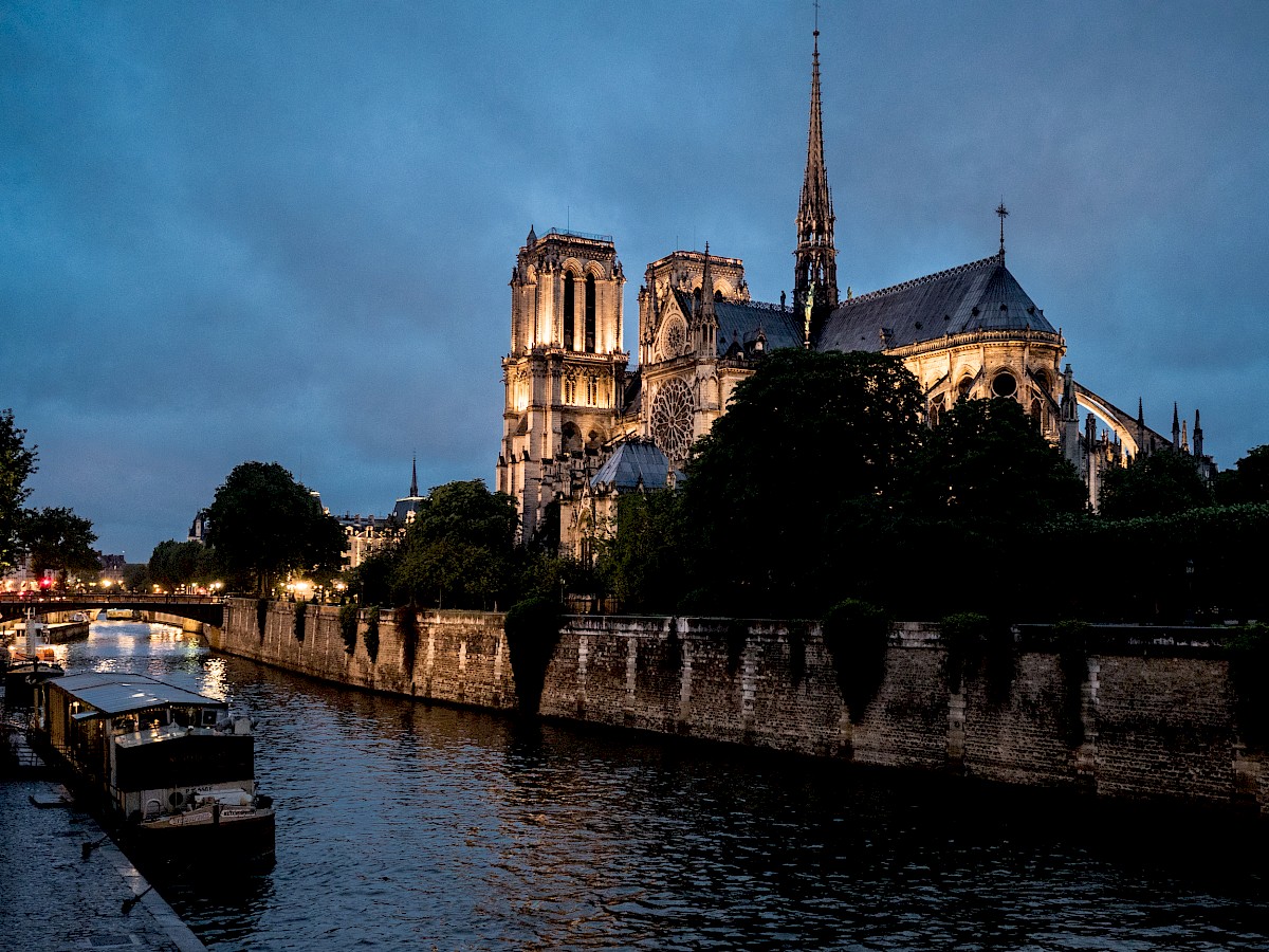 Notre-Dame, additional view