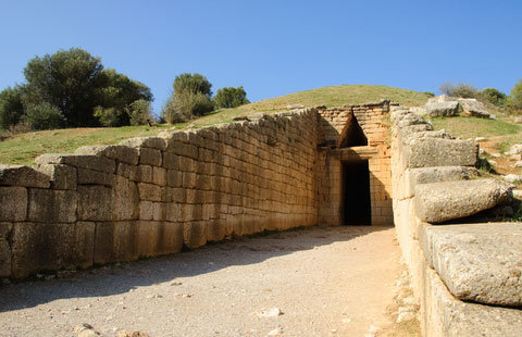 The Tomb of Agamemnon/The Treasury of Atreus, zoomed in