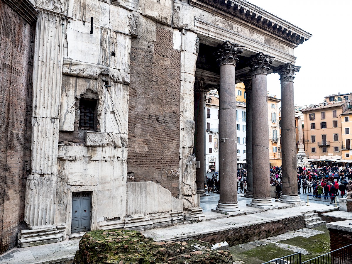 Pantheon, additional view