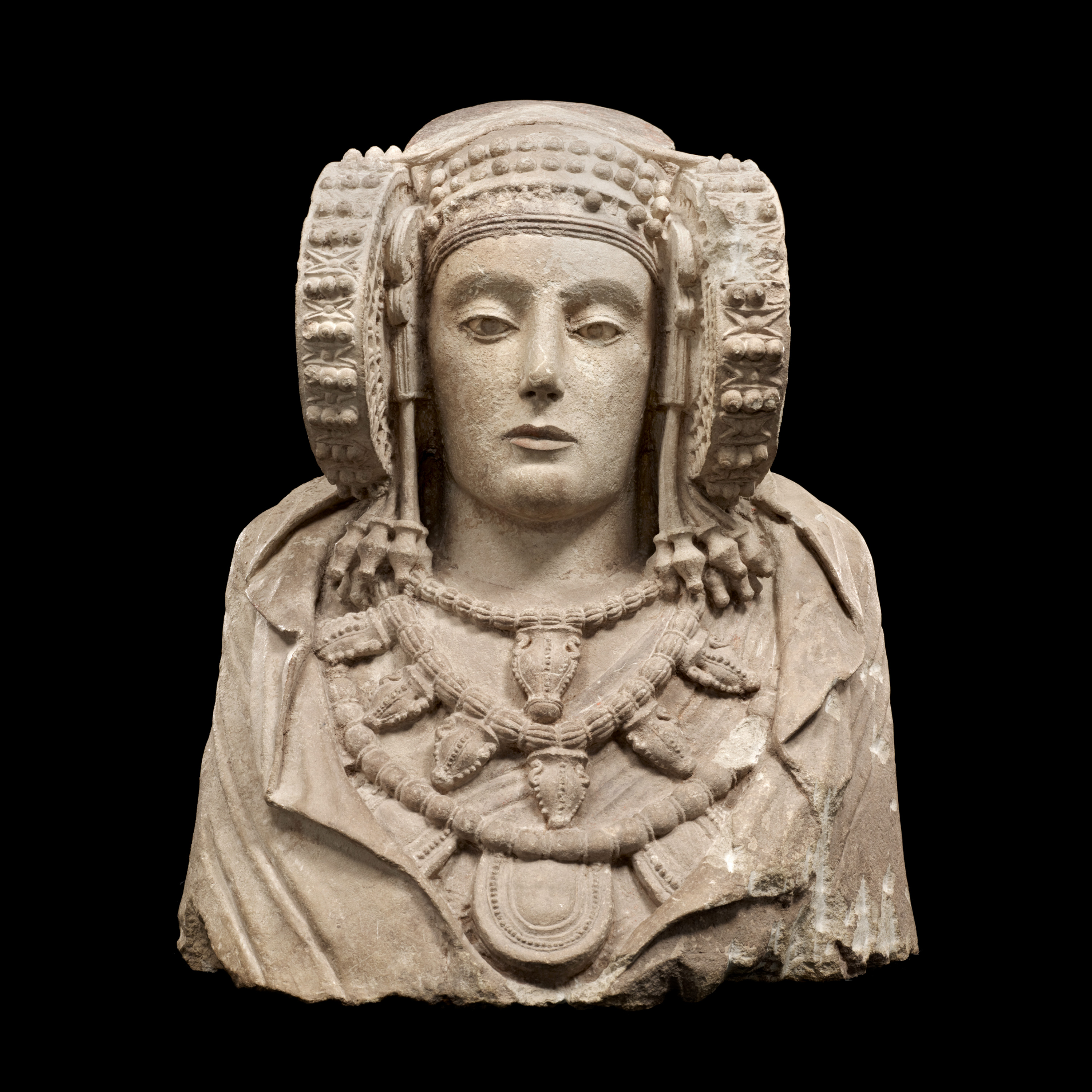 Lady of Elche, zoomed in