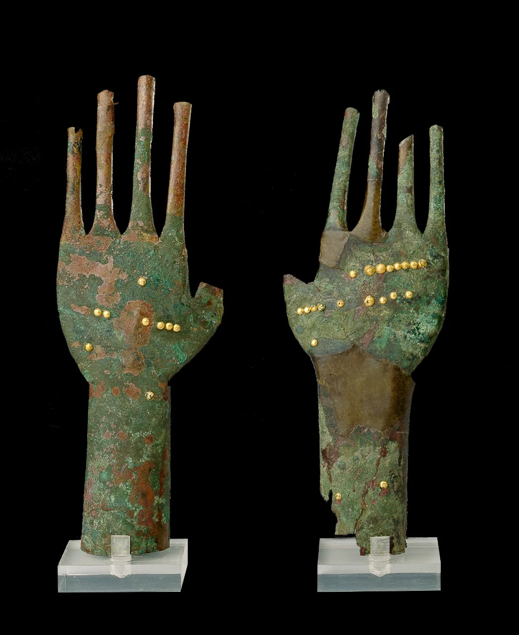 Pair of Hands, The Etruscans