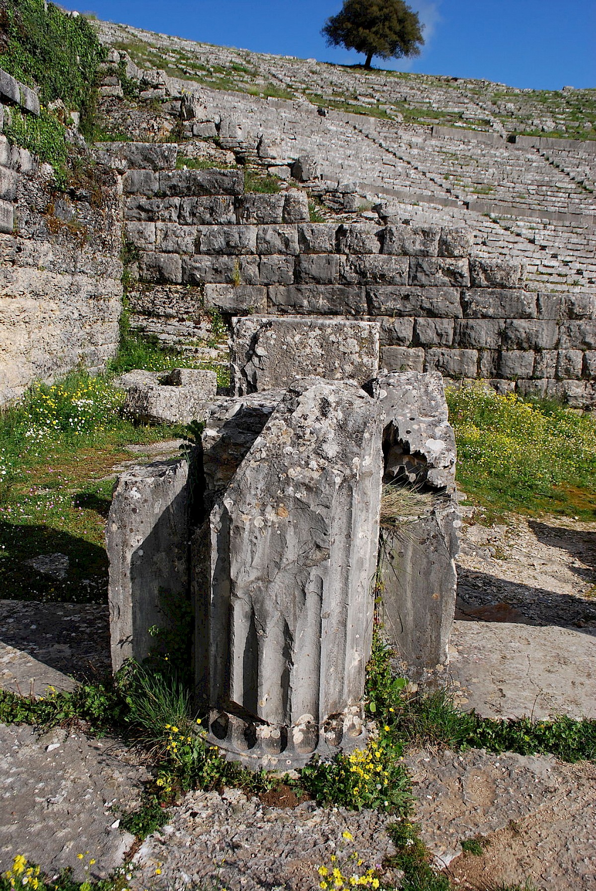 Dodona Theater, additional view