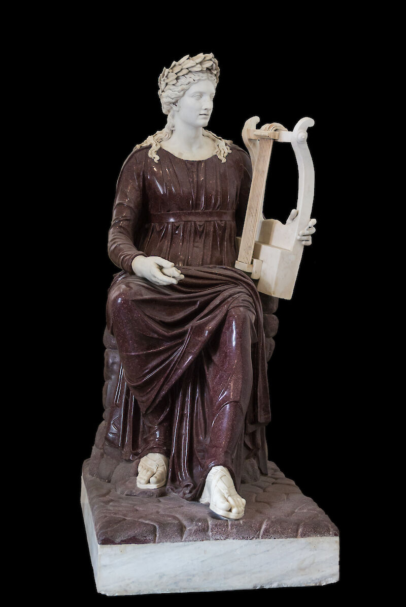 Apollo Seated With Lyre scale comparison