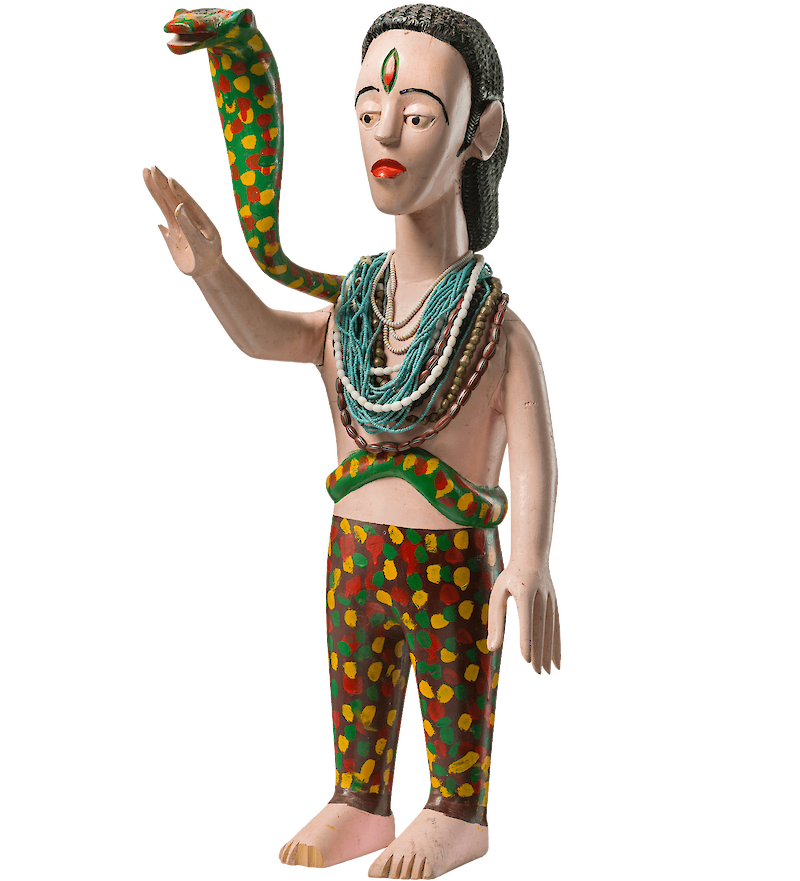 Mami Wata, Figure with Snake scale comparison