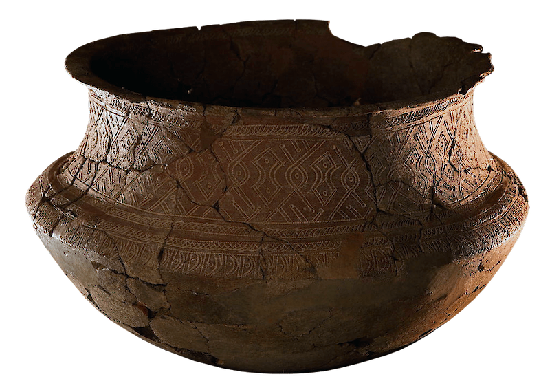 Lapita carinated vessel, Teouma Pot No. 2 scale comparison